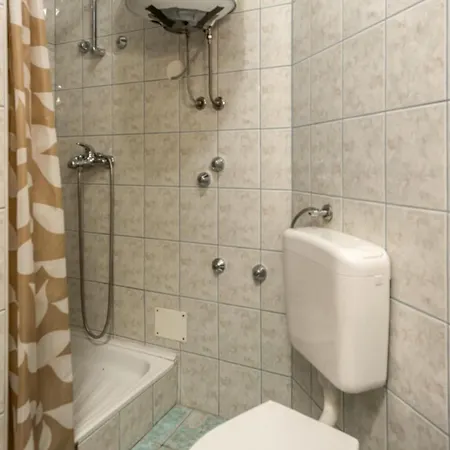 Stunning In With Wi-fi Apartment *